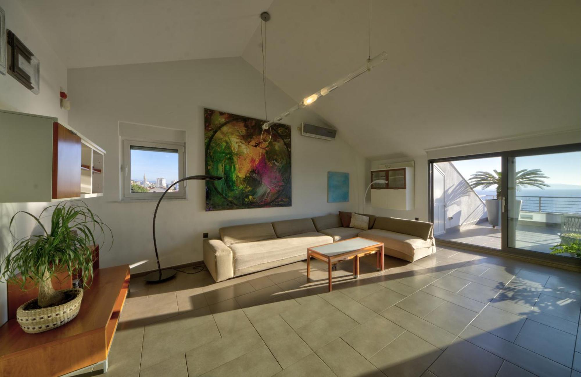 Penthouse Belvedere City View With Private Parking Rijeka Exterior foto